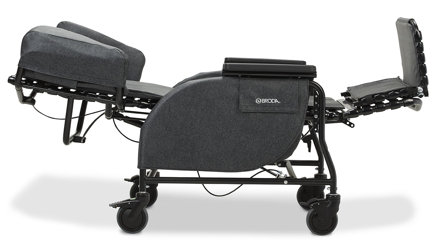 Midline postitioning wheelchair reclined The Broda midline positioning wheelchair in a reclined position